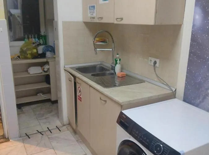 Hostel лидер хаус Warna