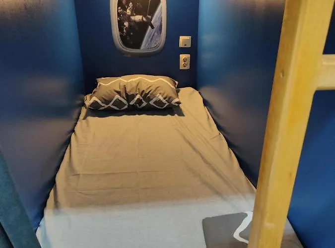 лидер хаус 호스텔 *