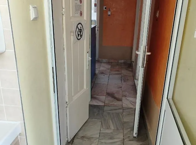 호스텔 лидер хаус 바르나